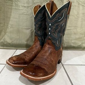 Cody James cowboy boots